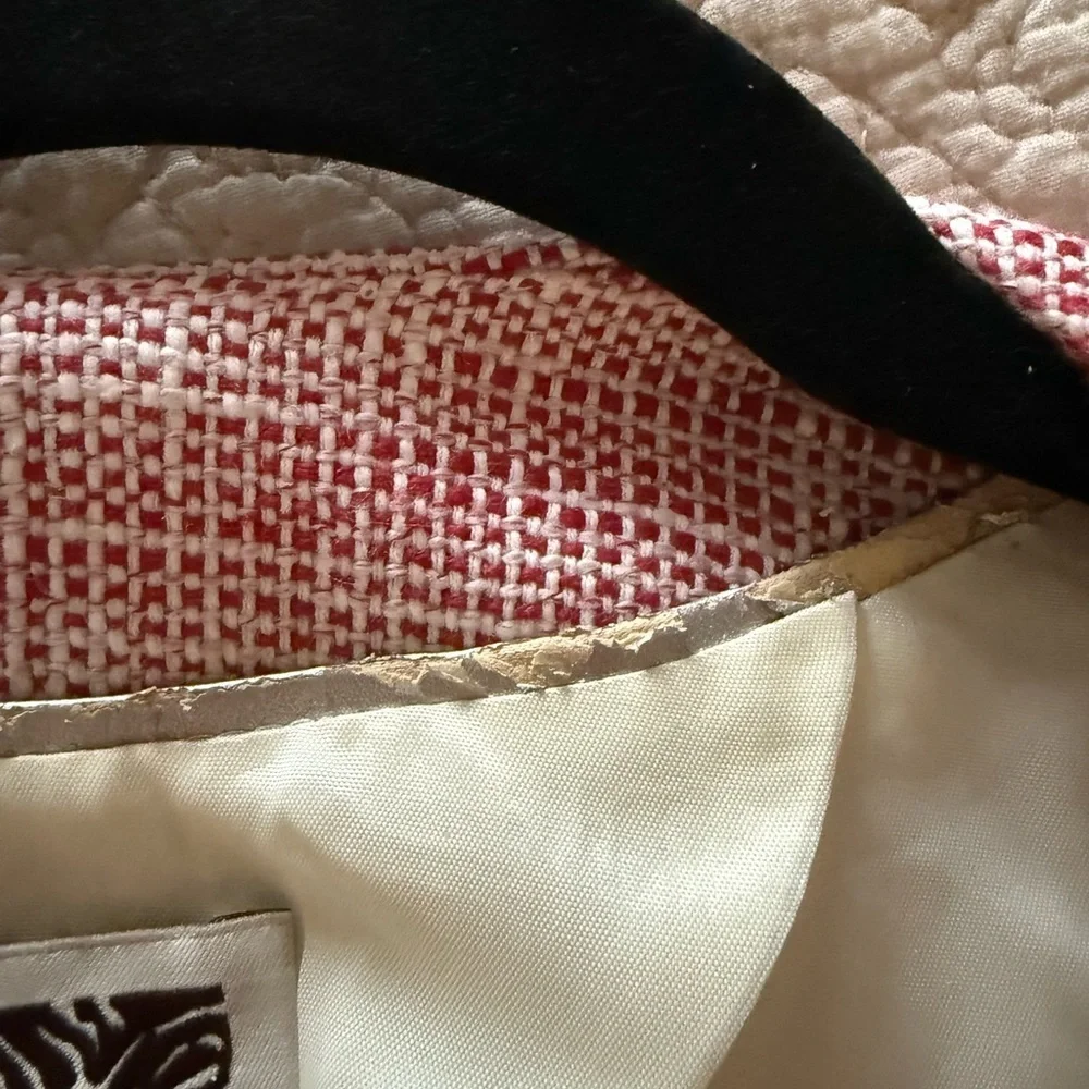 Anne Klein Red and White Blazer with Modern Silhouette size 12